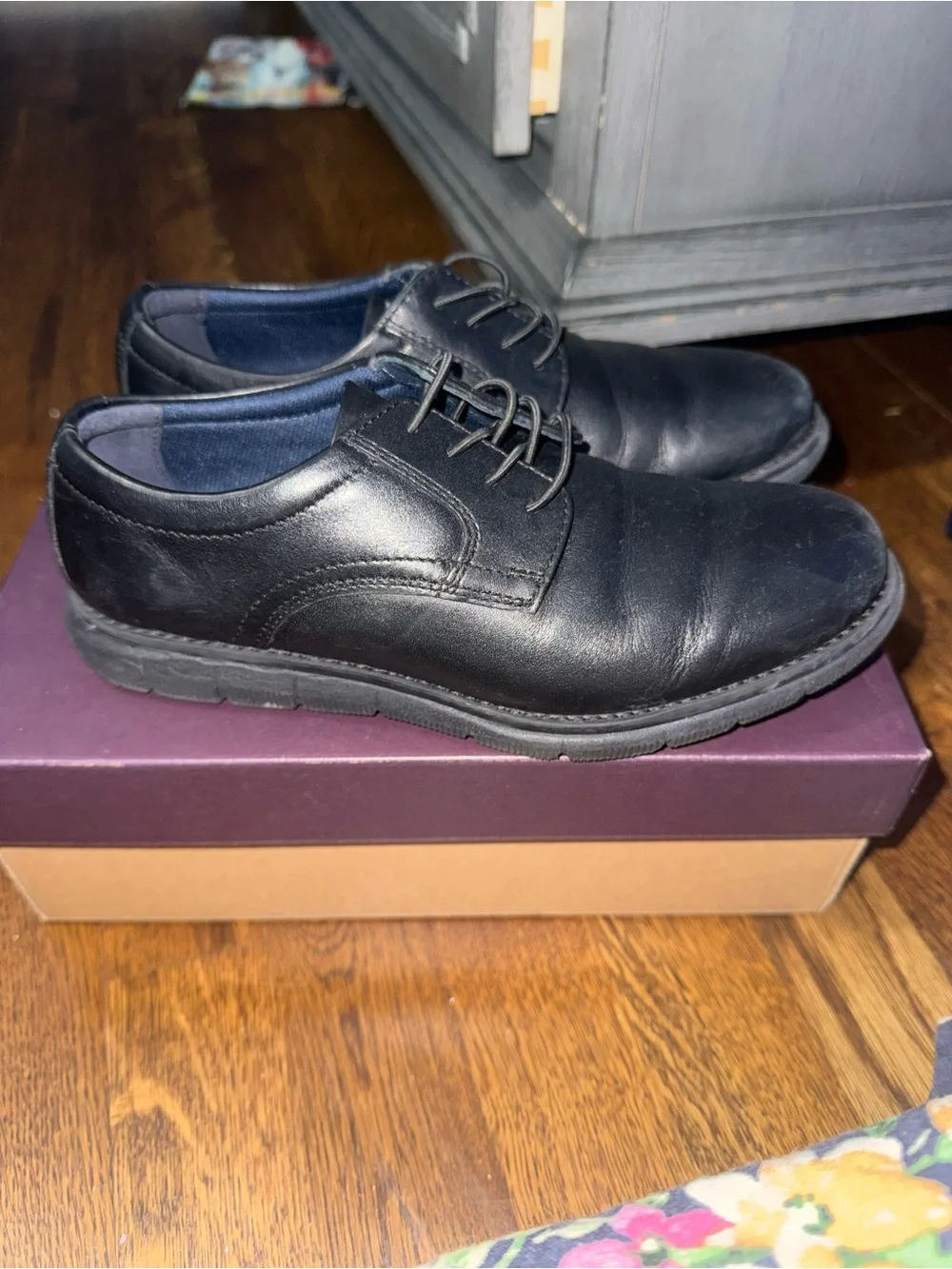 Johnston & Murphy Black Leather Plain-Toe Derby Shoes